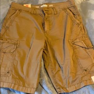 Men’s Urban pipeline cargo shorts
